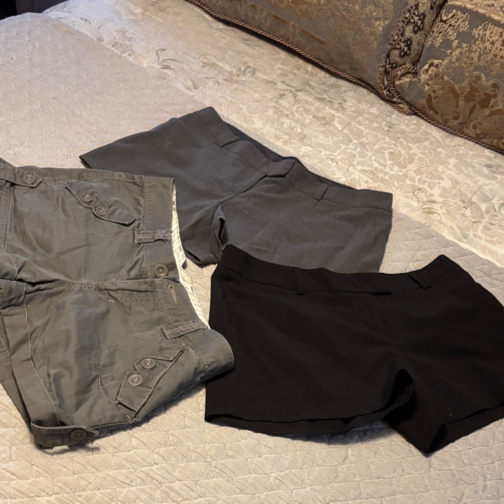 Stylish Women's Shorts Set - Black and Gray